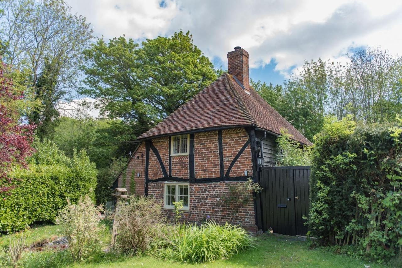 Walnut Tree Cottage By Bloom Stays Faversham Exterior foto